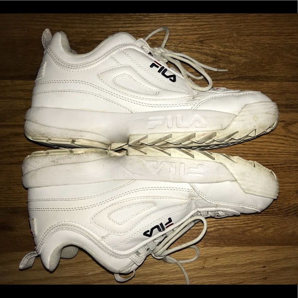 fila all white disruptor